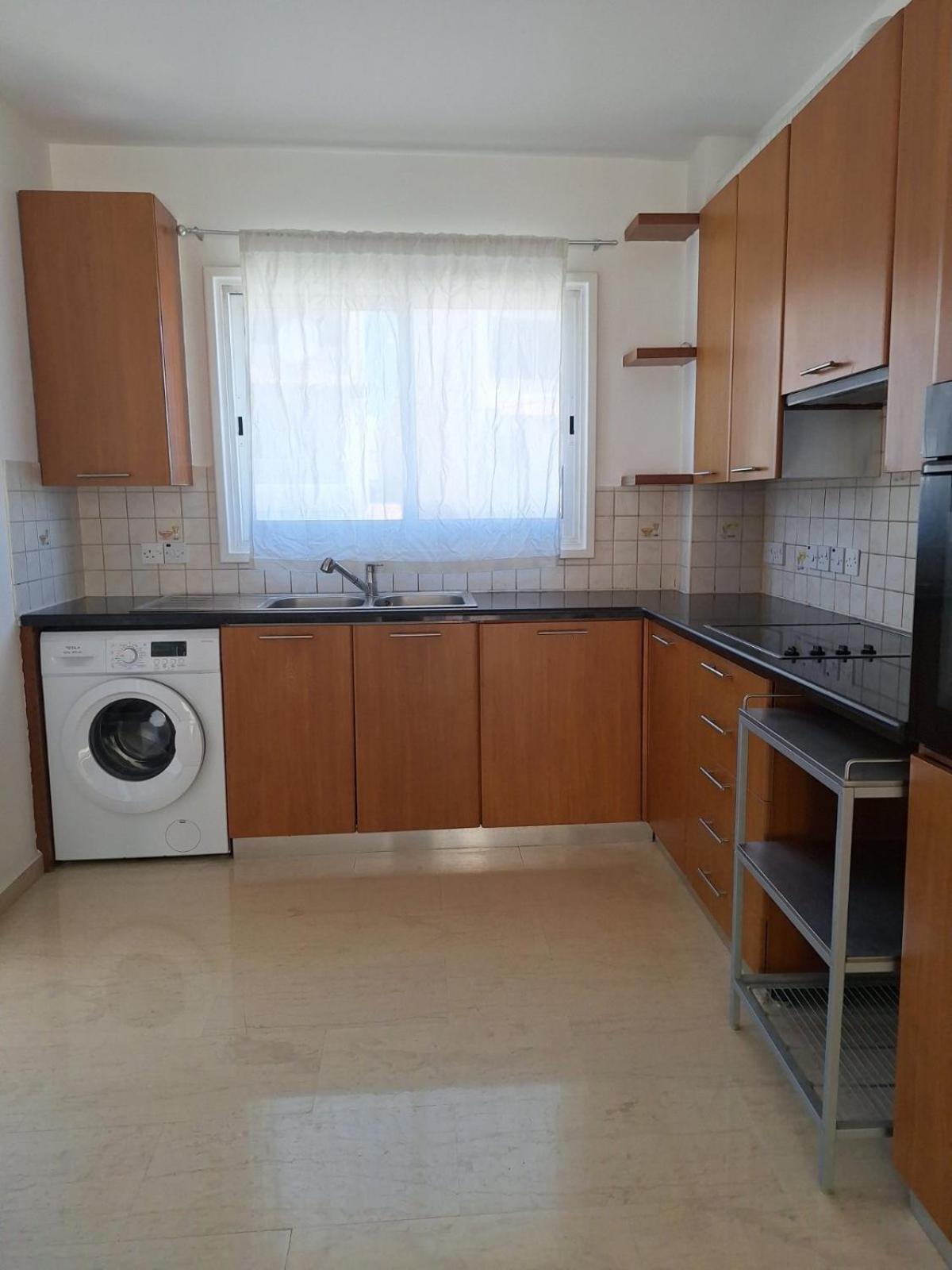 Sunshine, Strovolos - *