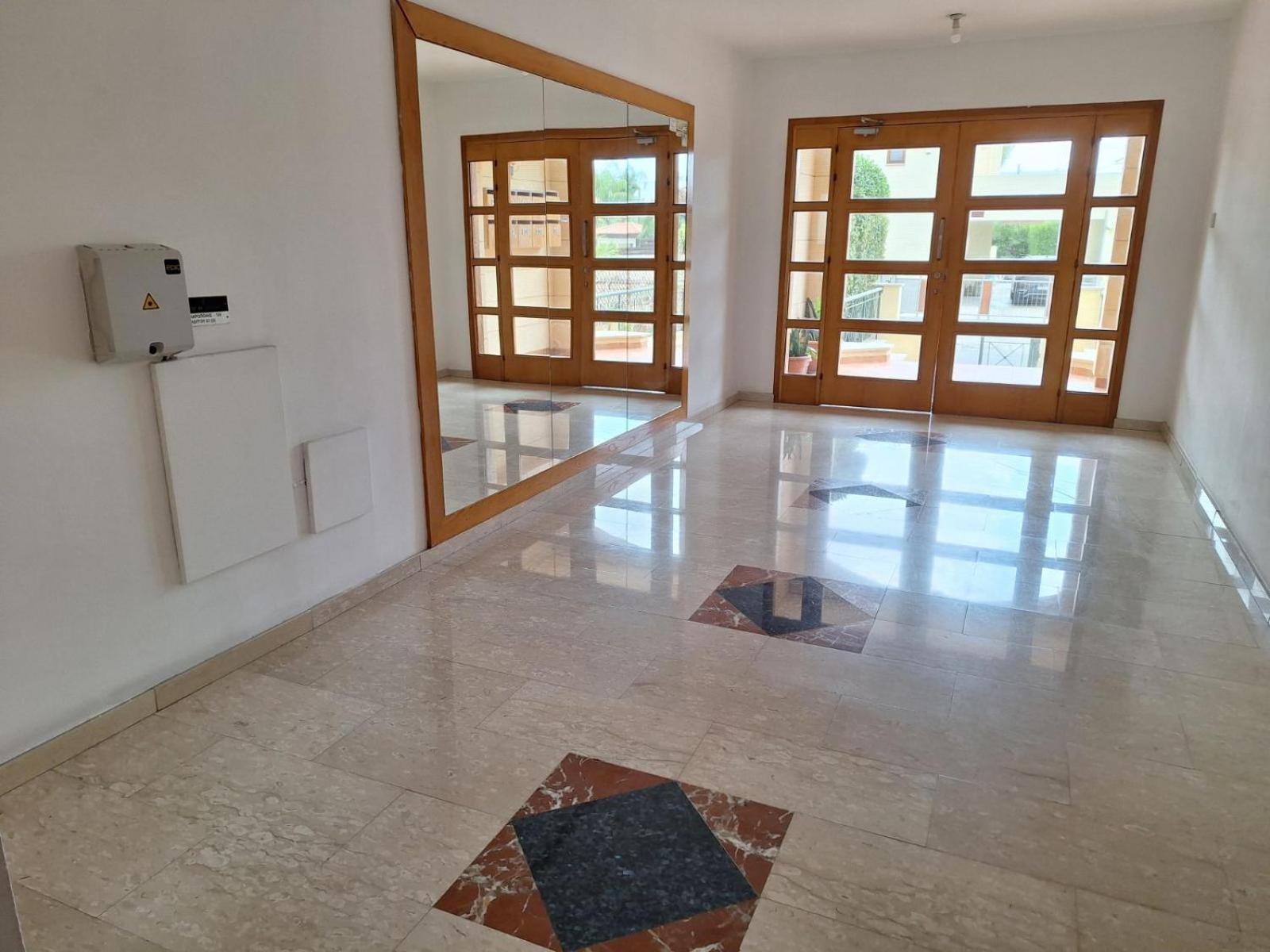 Apartment Sunshine, Strovolos - *
